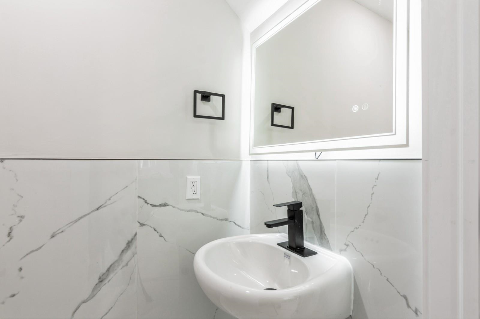 97 Irving St #REAR, Jersey City, New Jersey image 4