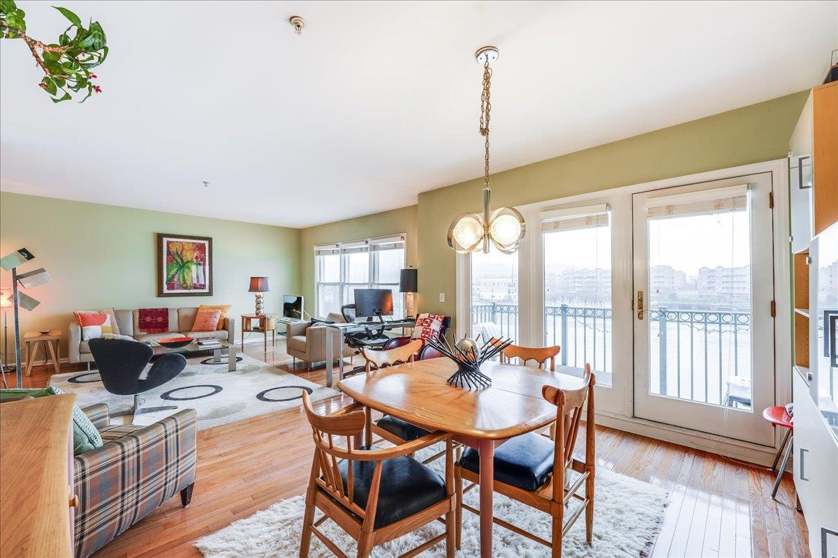 252 The Promenade #252, Edgewater, New Jersey image 8