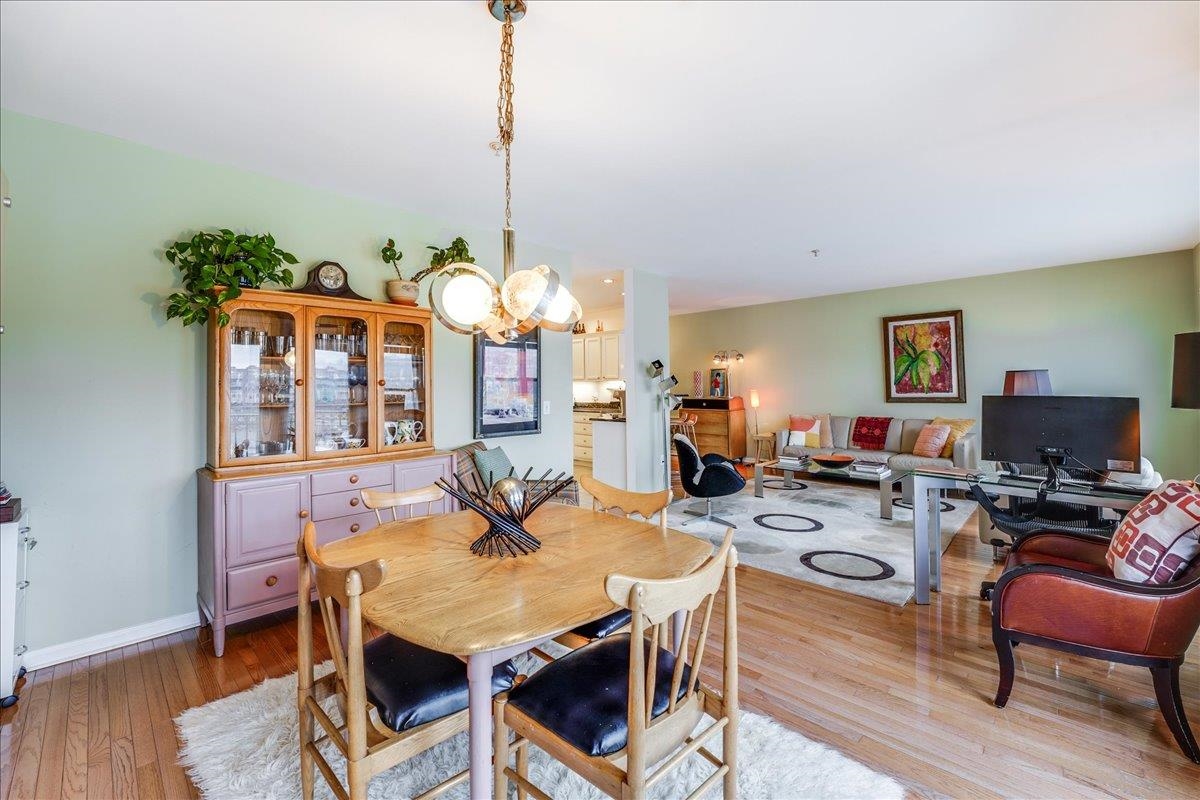 252 The Promenade #252, Edgewater, New Jersey image 9
