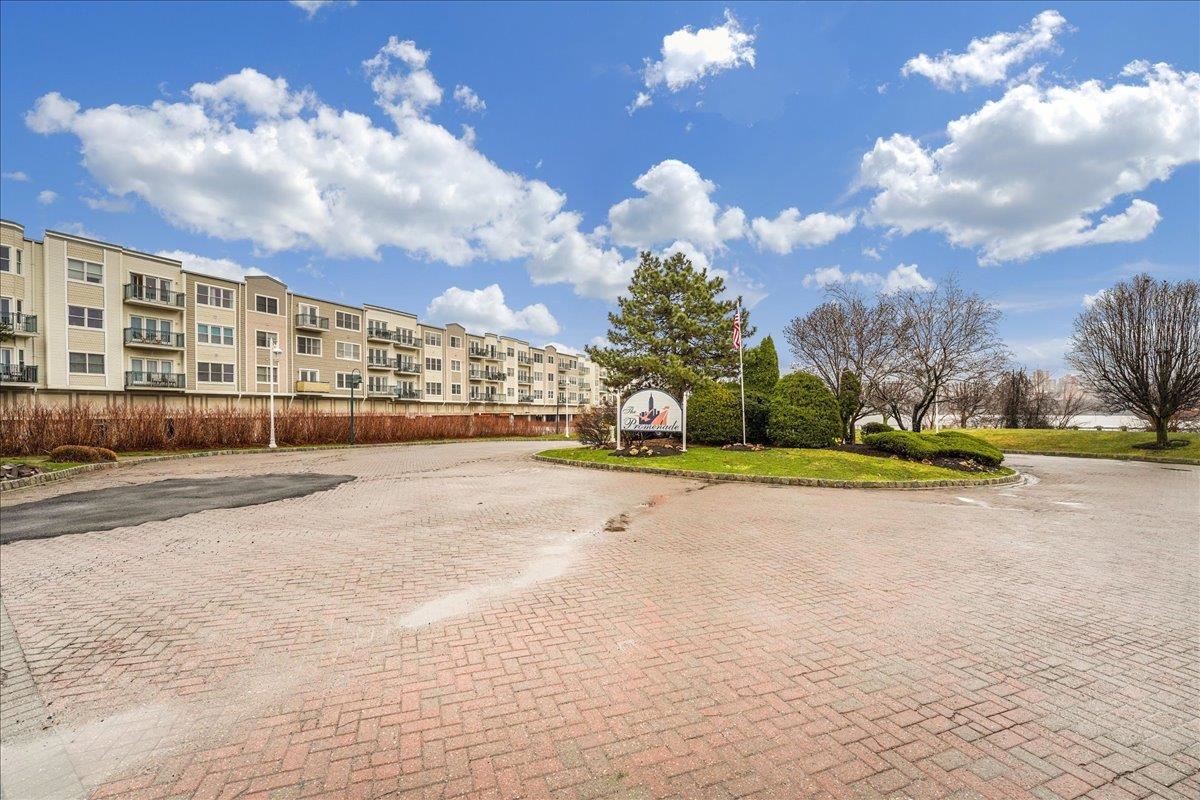252 The Promenade #252, Edgewater, New Jersey image 30