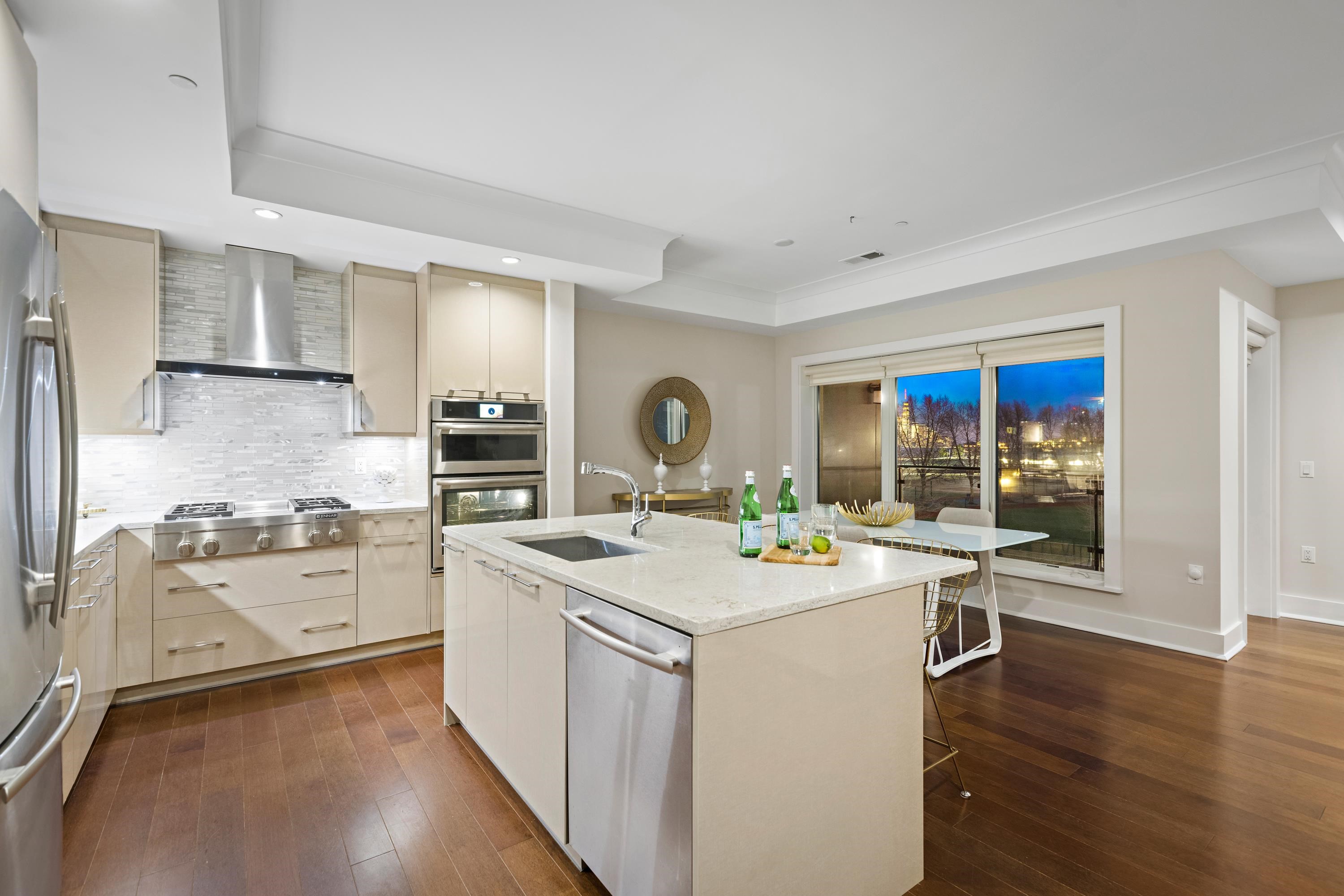 150 Henley Pl #201, Weehawken, New Jersey image 17