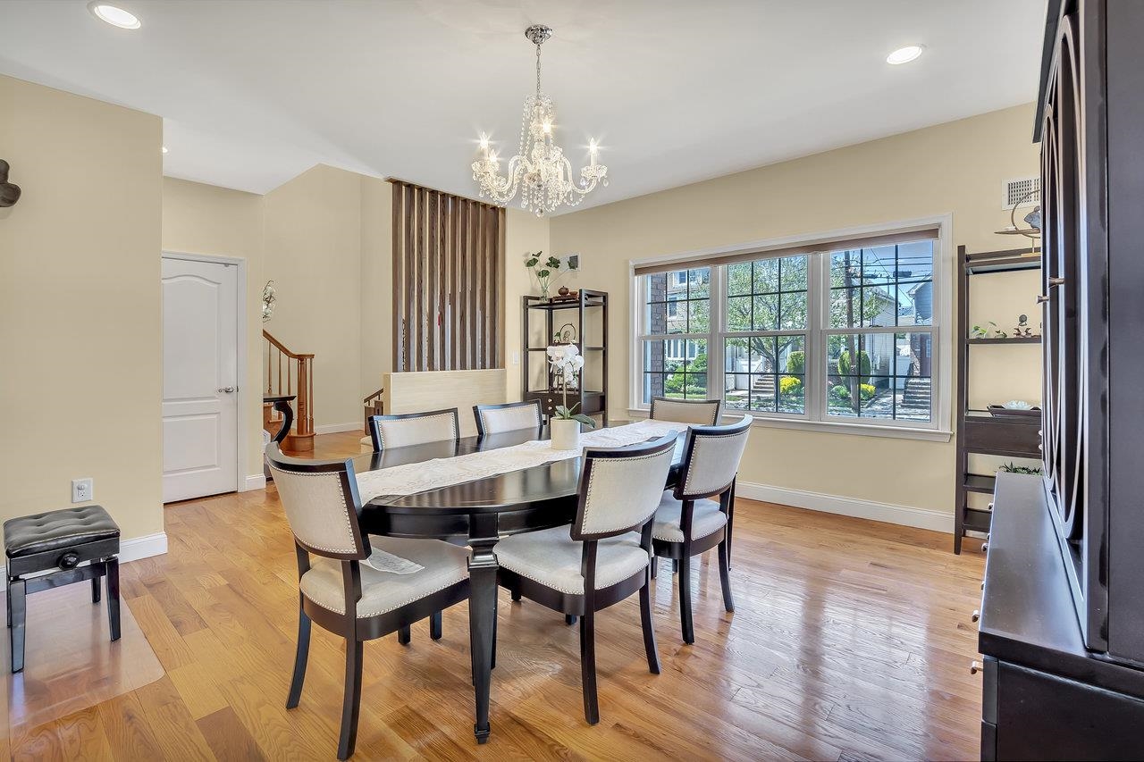 736 Hudson Ave, Secaucus, New Jersey image 10