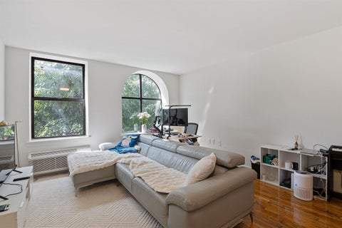 Homes For Rent - 44 Sherman Ave #1G<br/> Hudson County, Jersey City, NJ 07307