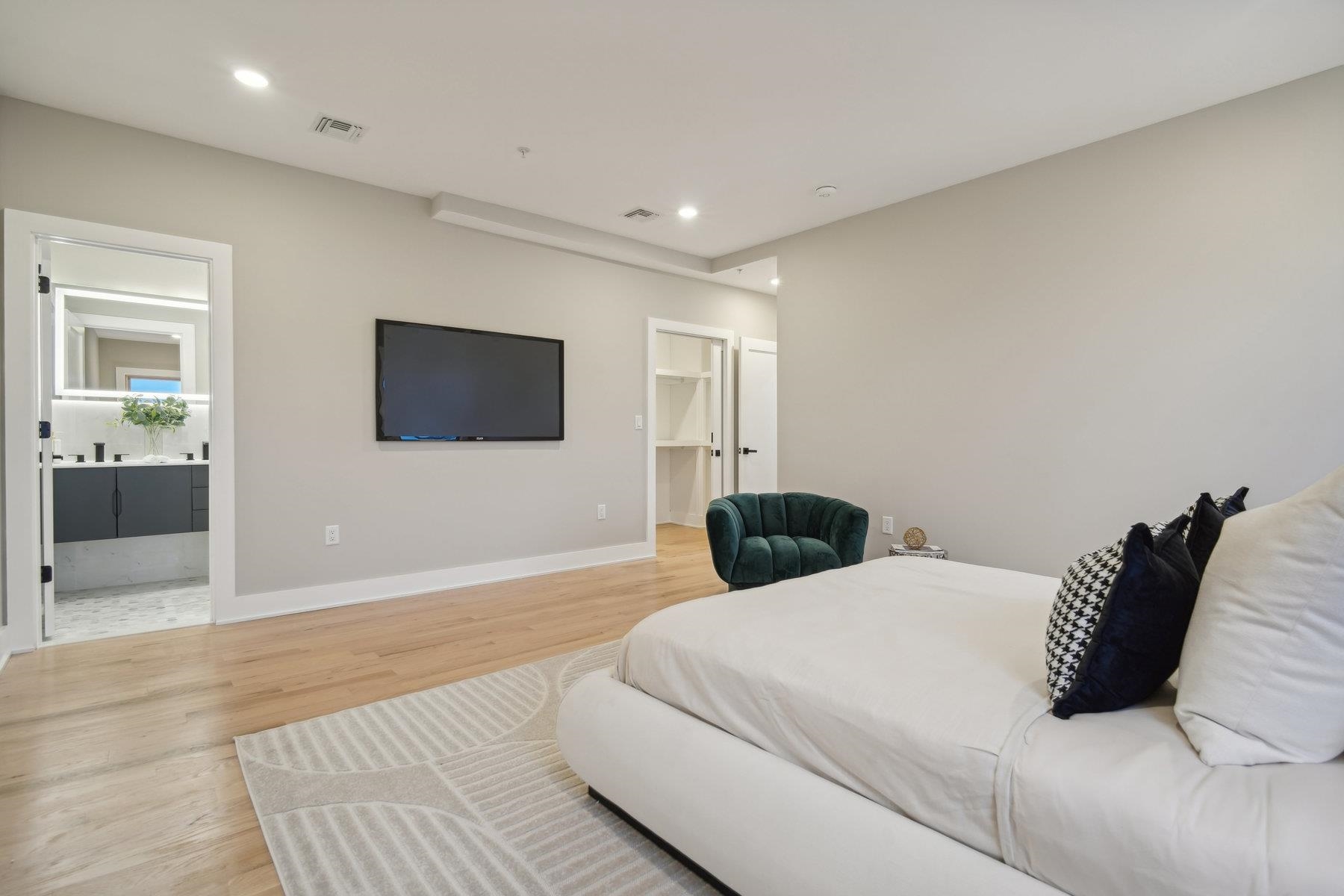 211 Summit Ave #3, Jersey City, New Jersey image 19