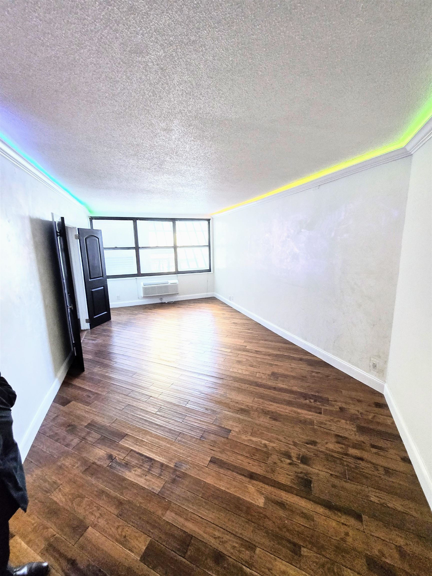 7002 Blvd East #3A, Guttenberg, New Jersey image 4