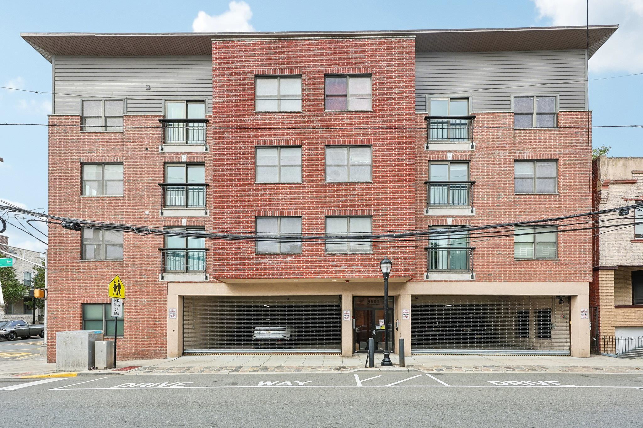 4801 PALISADE AVE 3c (303)