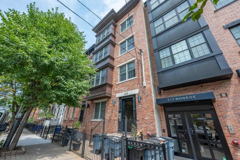 Condo For Sale - 215 Monroe St #1<br/> Hoboken, NJ 07030