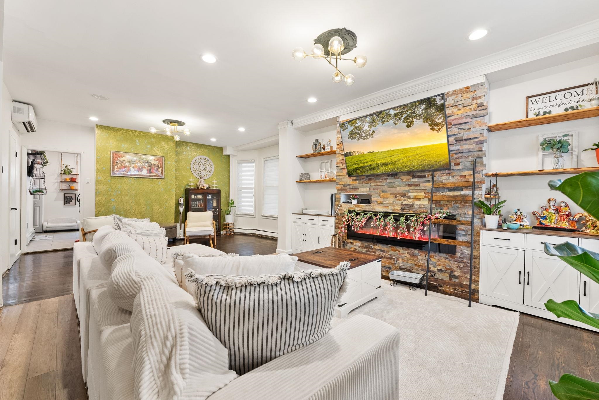 26 East 49th St, Bayonne, New Jersey image 4