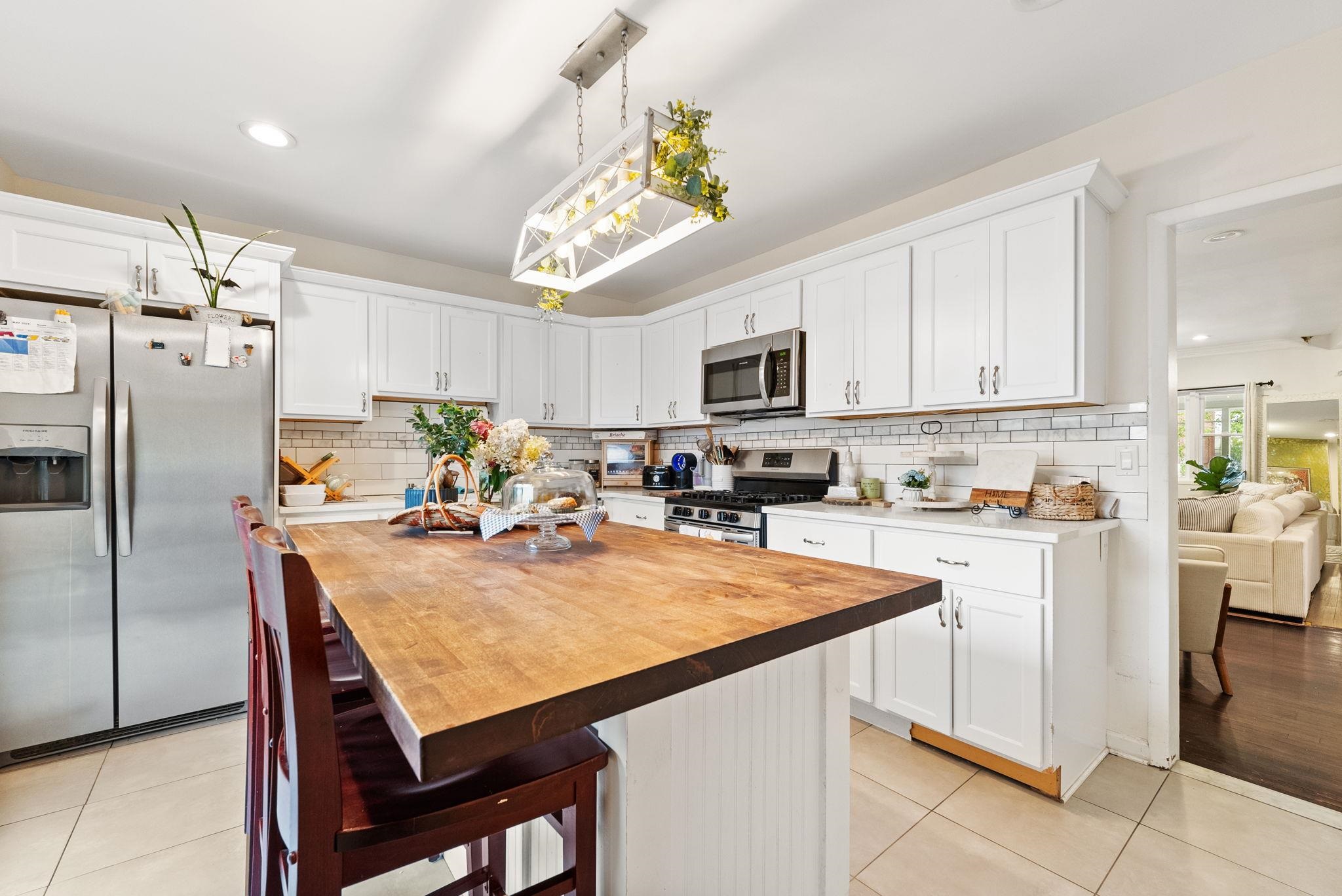 26 East 49th St, Bayonne, New Jersey image 9