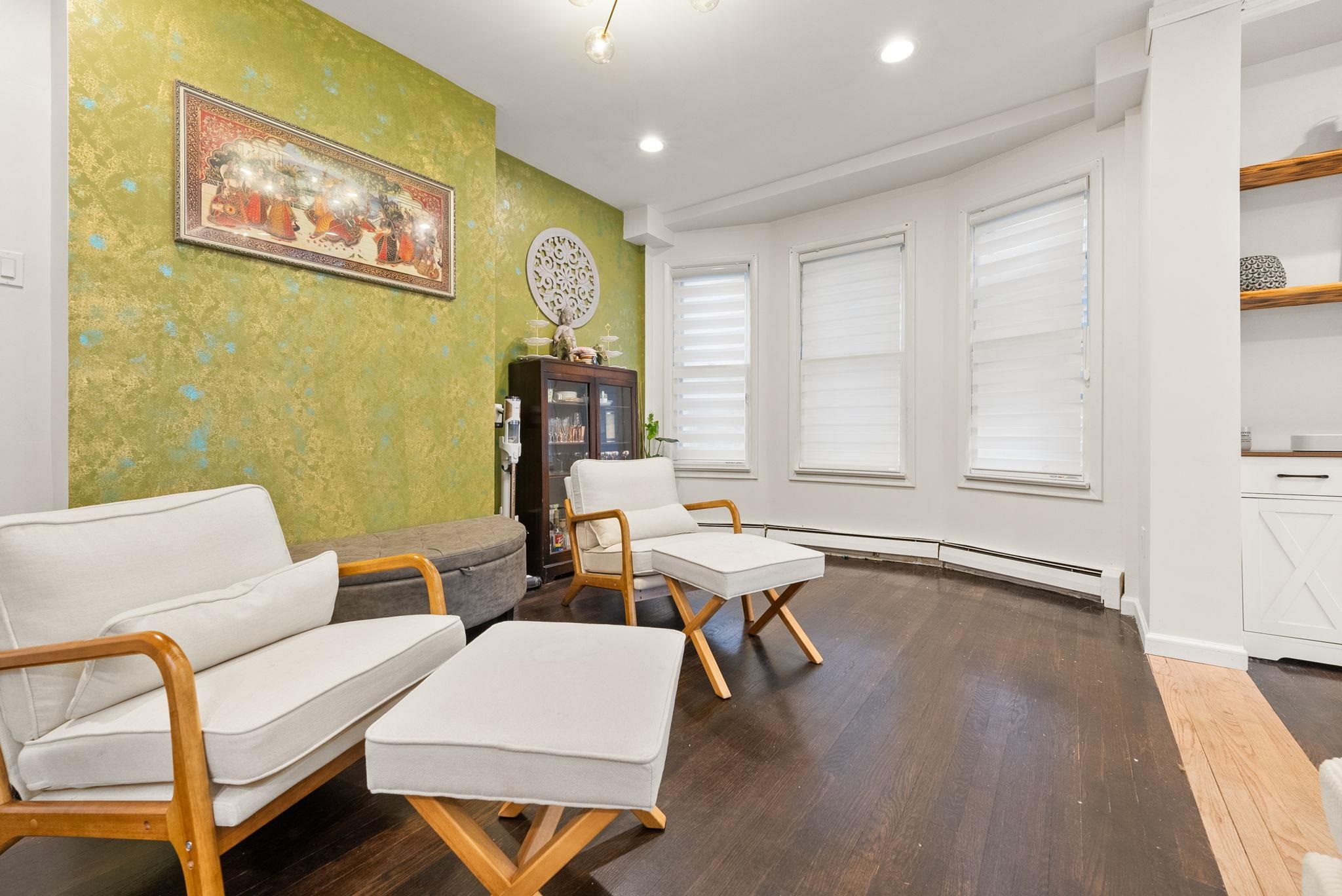26 East 49th St, Bayonne, New Jersey image 3