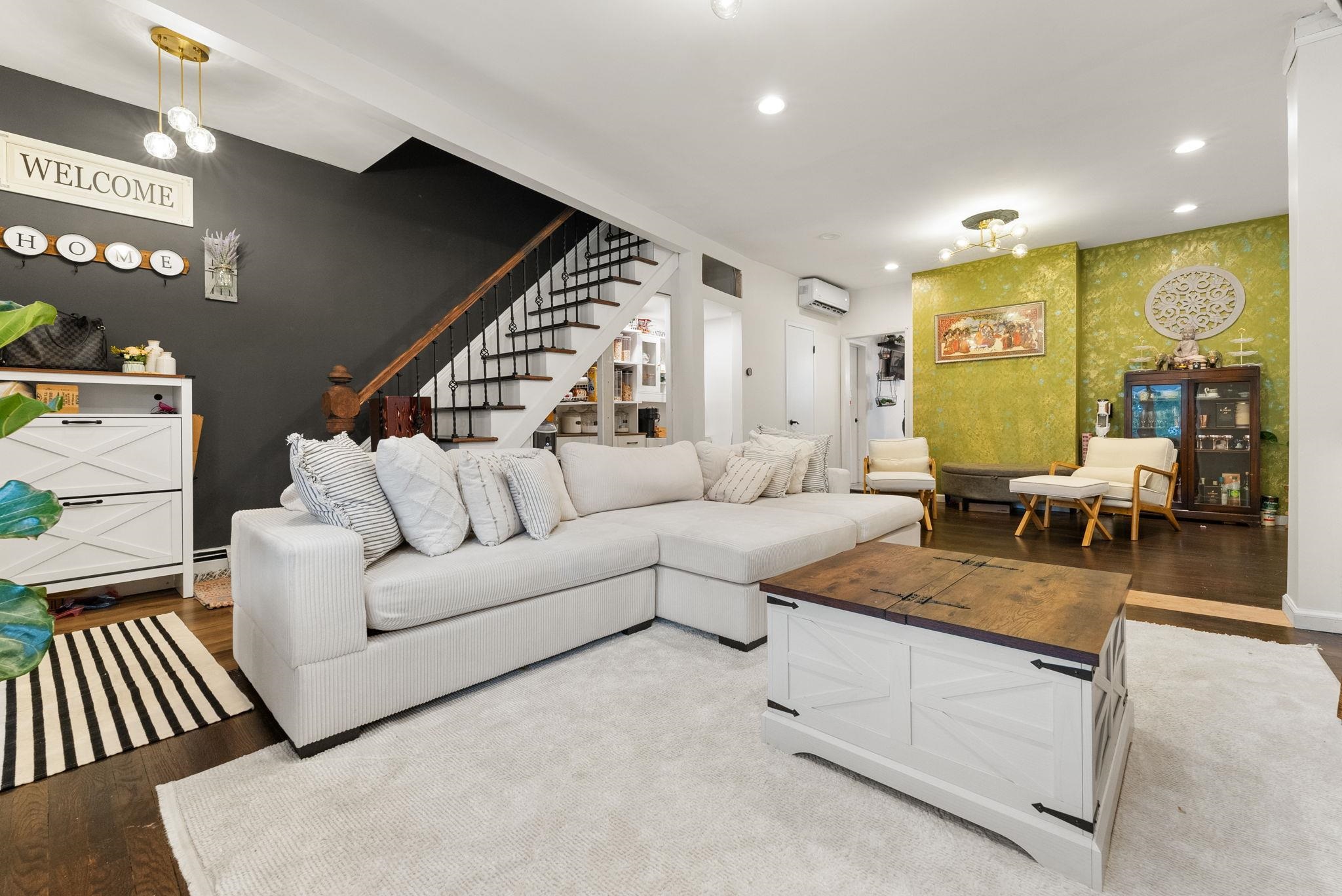 26 East 49th St, Bayonne, New Jersey image 5