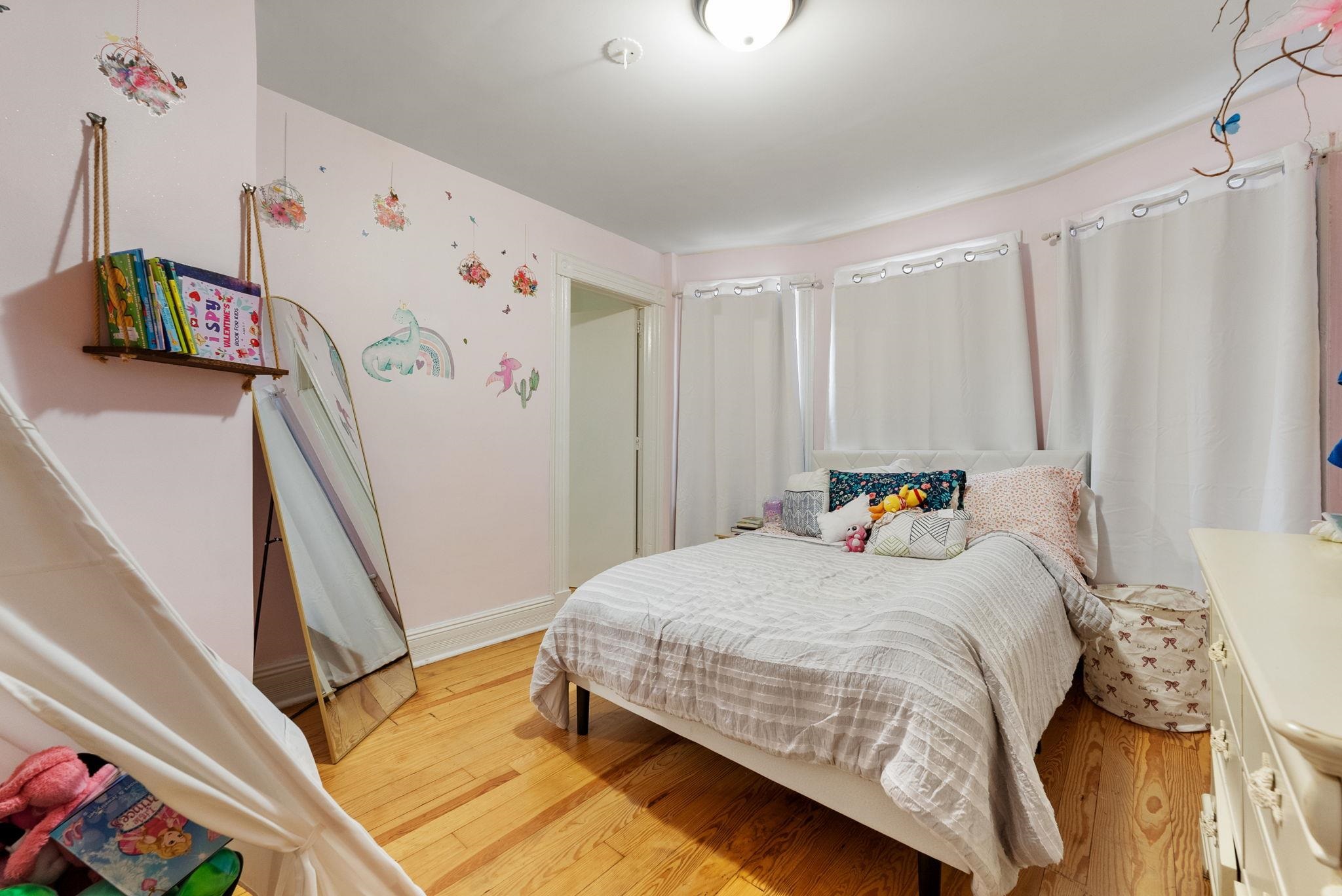 26 East 49th St, Bayonne, New Jersey image 17