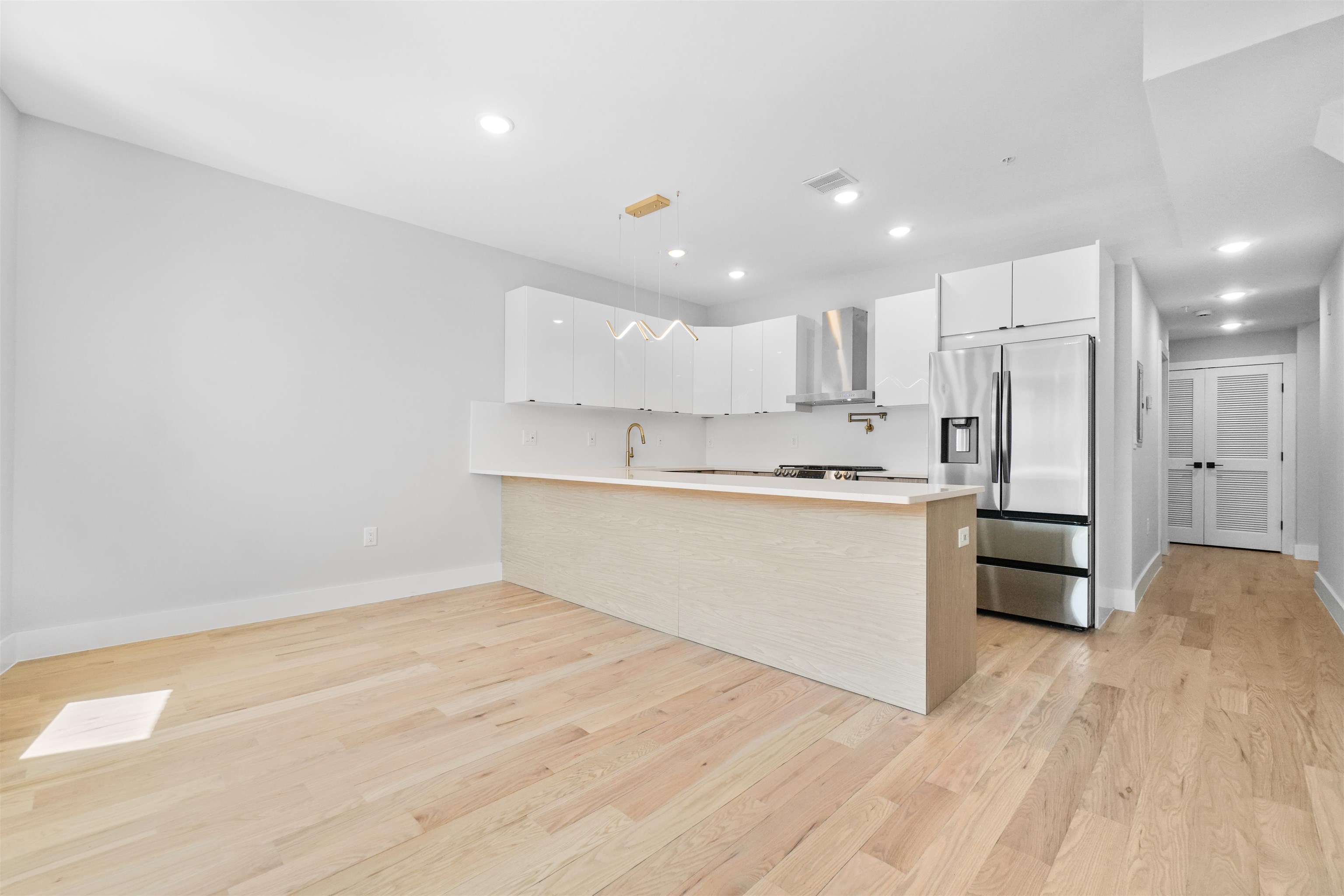 443 Bergen Ave #3, Jersey City, New Jersey image 3