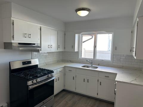 Multifamily For Rent - 41 Kipp Ave #1<br/> Bergen County, Elmwood Park, NJ 07407