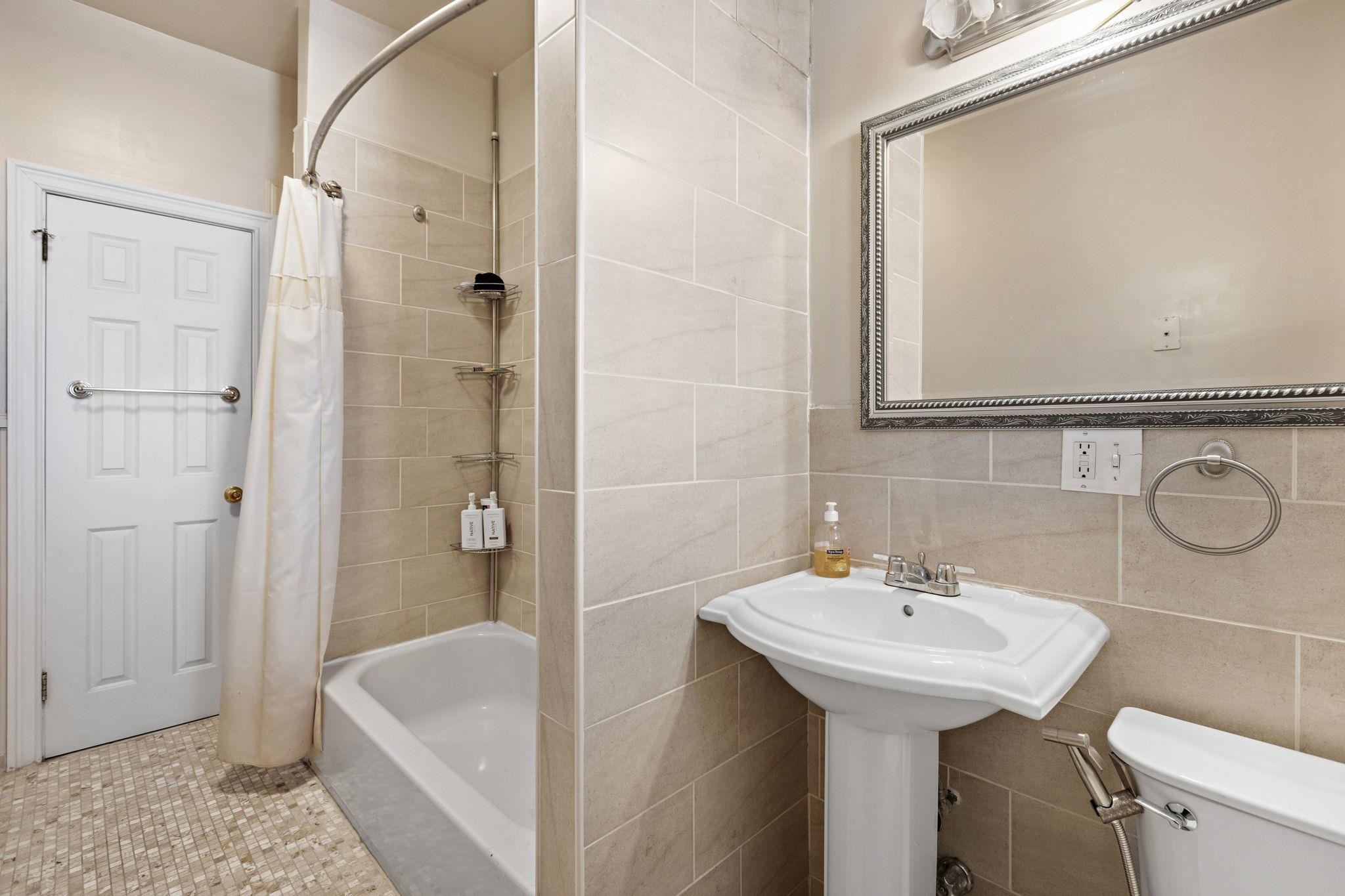 282 Magnolia Ave #2, Jersey City, New Jersey image 11
