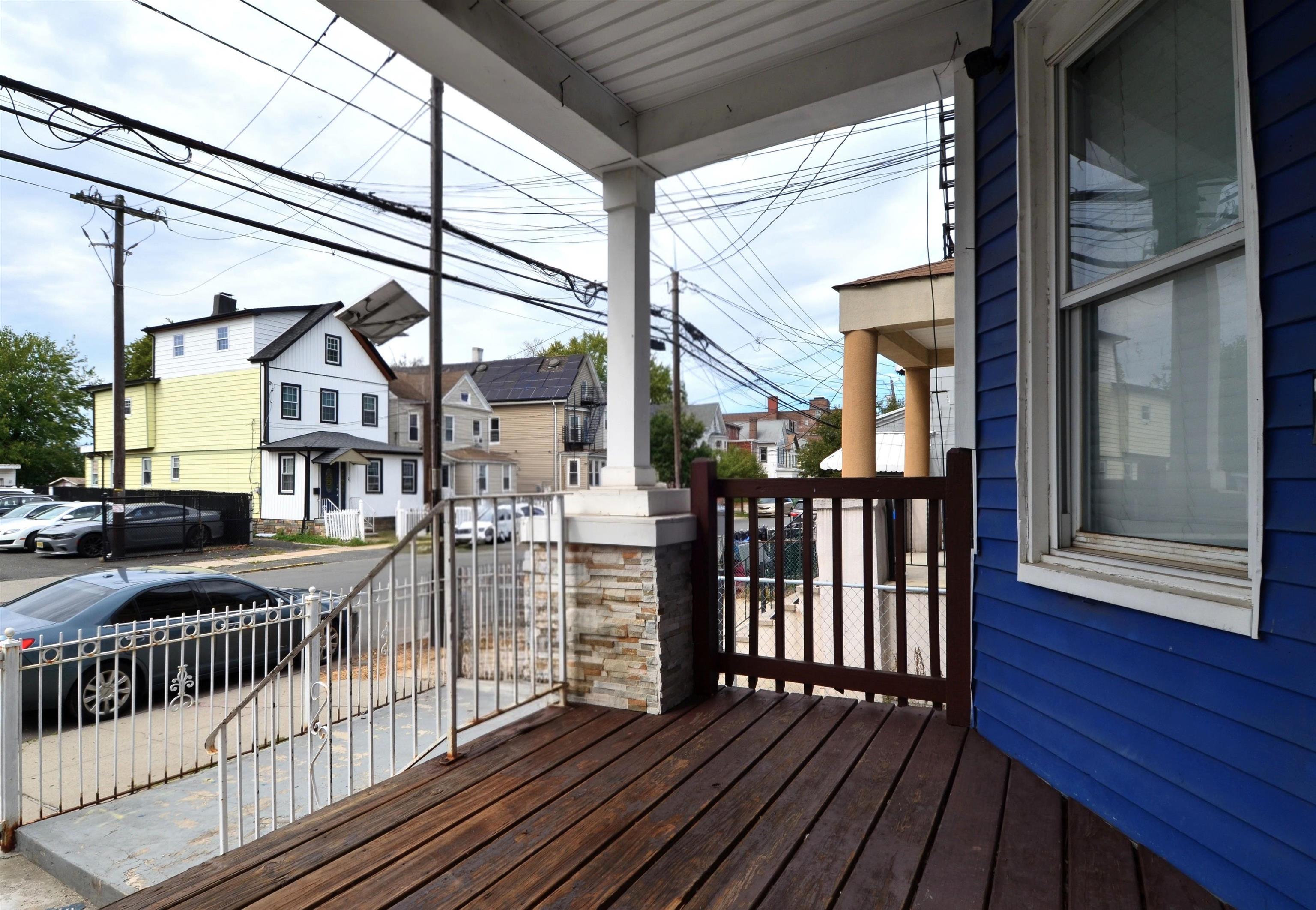 1059 LAFAYETTE ST