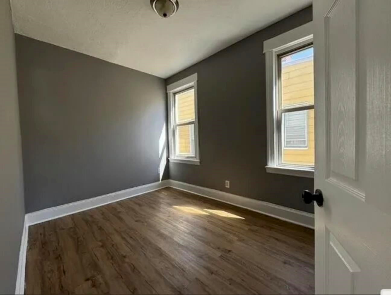 Search Homes 2 119 WOODLAWN AVE