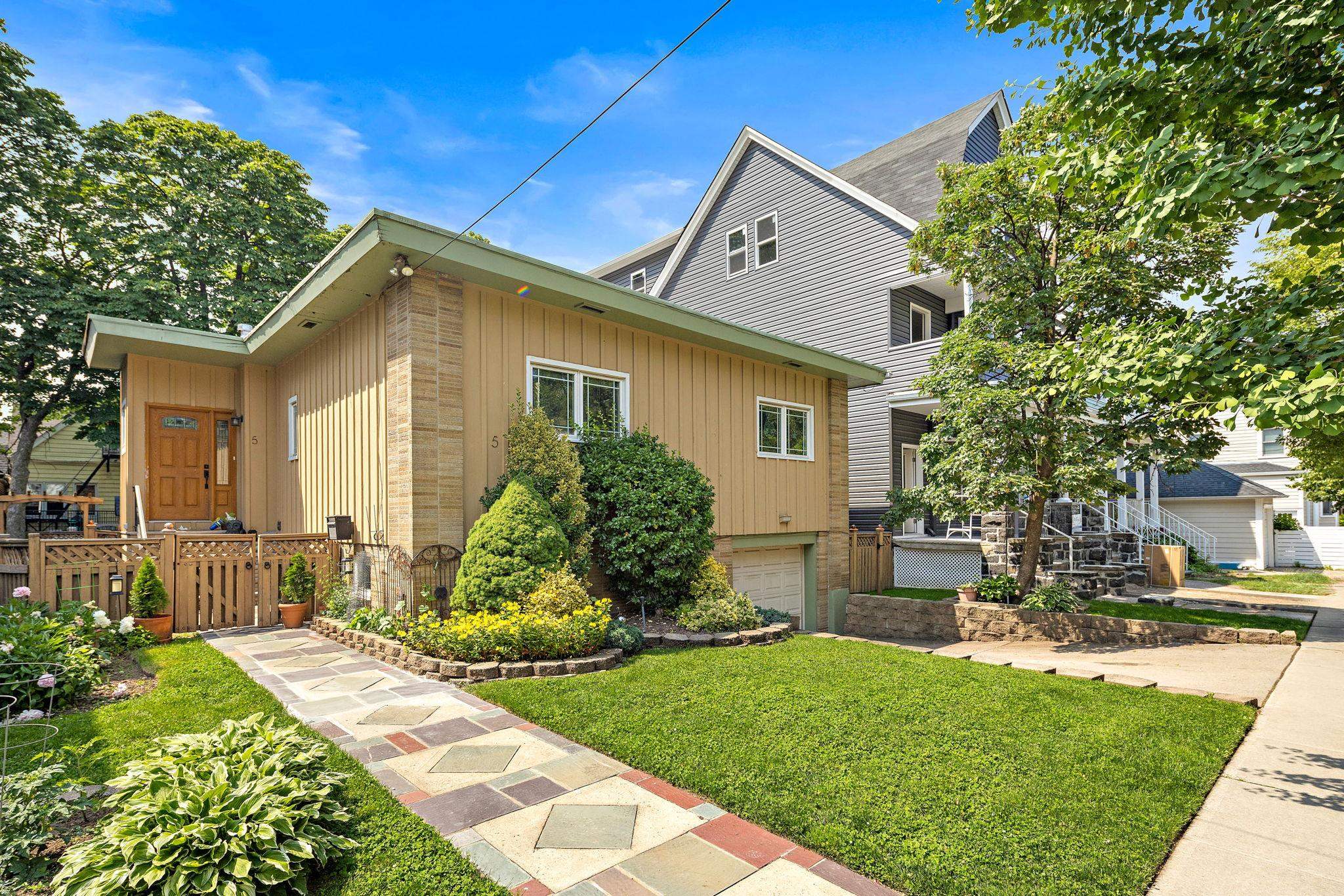 5 Bonn Pl, Weehawken, New Jersey image 17