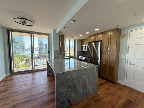 Condo For Rent - 1 2nd St #1012<br/> Jersey City, NJ 07302