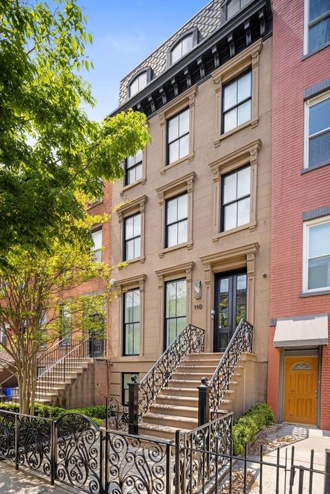 Condo For Sale - 110 Park Ave #1<br/> Hoboken, NJ 07030