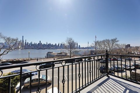 Multifamily For Sale - 1021 Blvd East<br/> Weehawken, NJ 07086