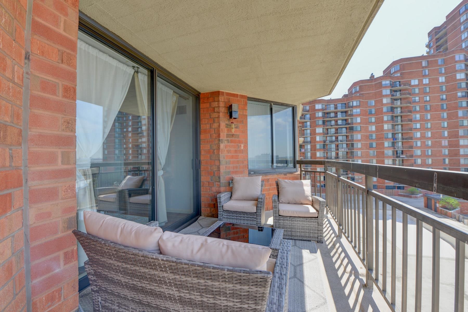 530 Harmon Cove Tower #530, Secaucus, New Jersey image 24