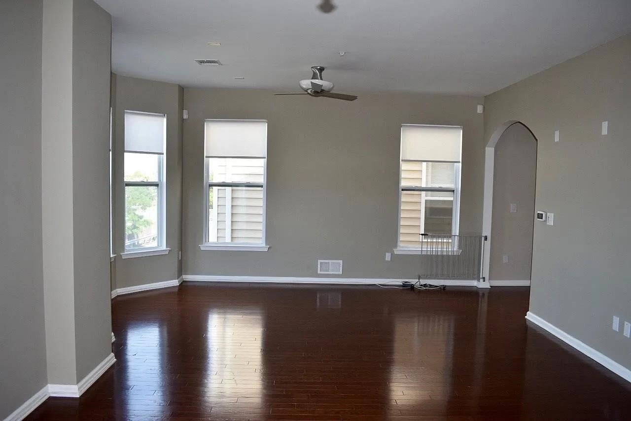 265 CUSTER AVE 118