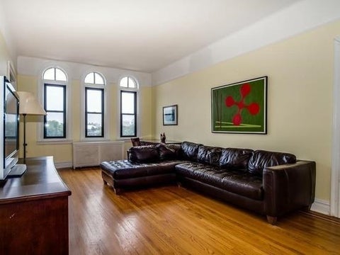 Condo For Sale - 131 Kensington Ave #E2<br/> Hudson County, Jersey City, NJ 07304