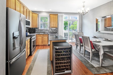 Condo For Sale - 234 Price Ct<br/> West New York, NJ 07093