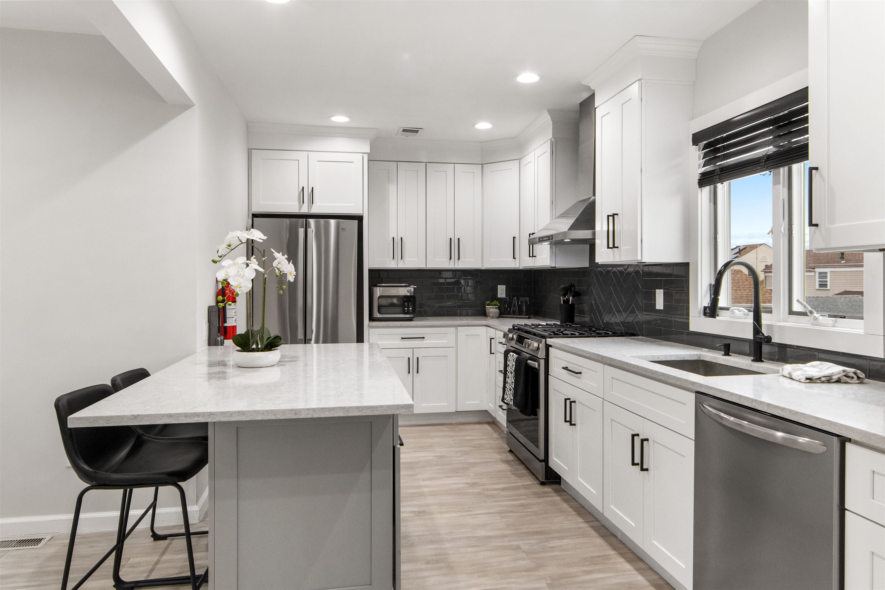 33 Hamilton Ave, Kearny, New Jersey image 4