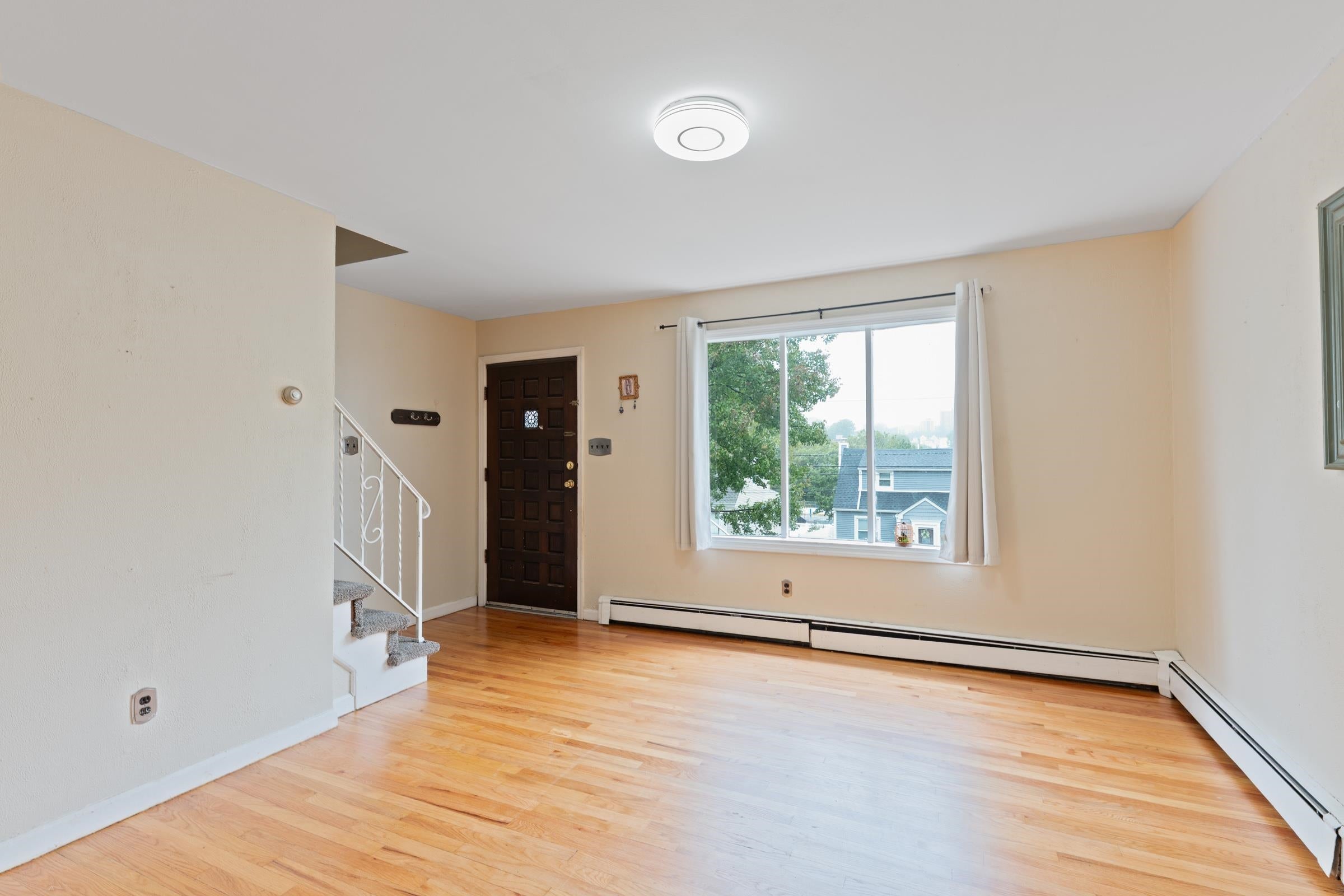 28 PARK PL