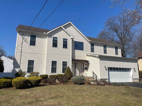 Homes For Sale - 238 Park Ave<br/> Bergen County, Teaneck, NJ 07666