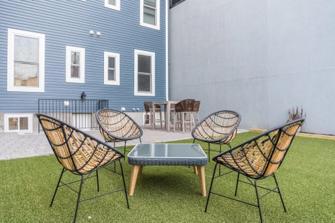 Featured picture for the property 240000400