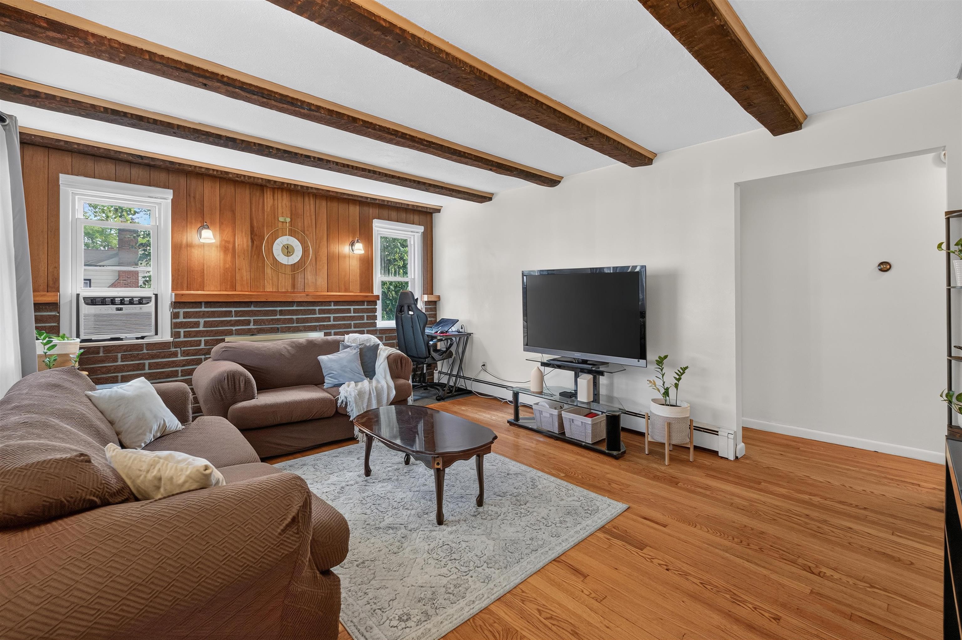 2349 COLONIAL DR