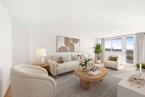 Homes For Sale - 100 Manhattan Ave #910<br/> Union City, NJ 07087