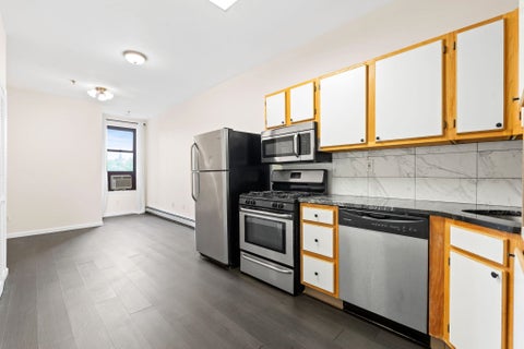 Condo For Sale - 811 Park Ave #8<br/> Hoboken, NJ 07030