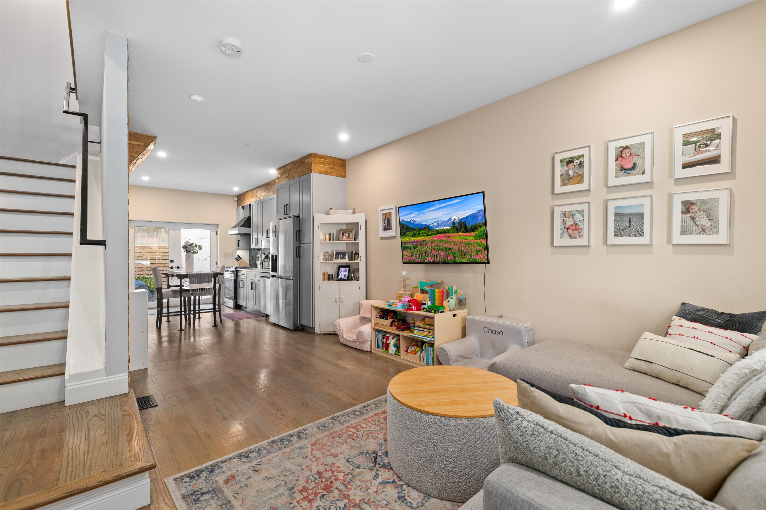 1606 Palisade Ave, Union City, New Jersey image 2
