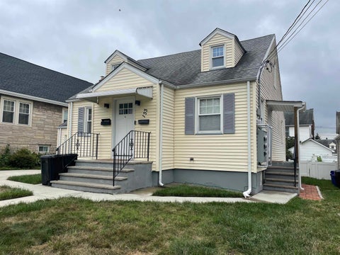 Multifamily For Rent - 133 Melrose Ave #1<br/> North Arlington, NJ 07031