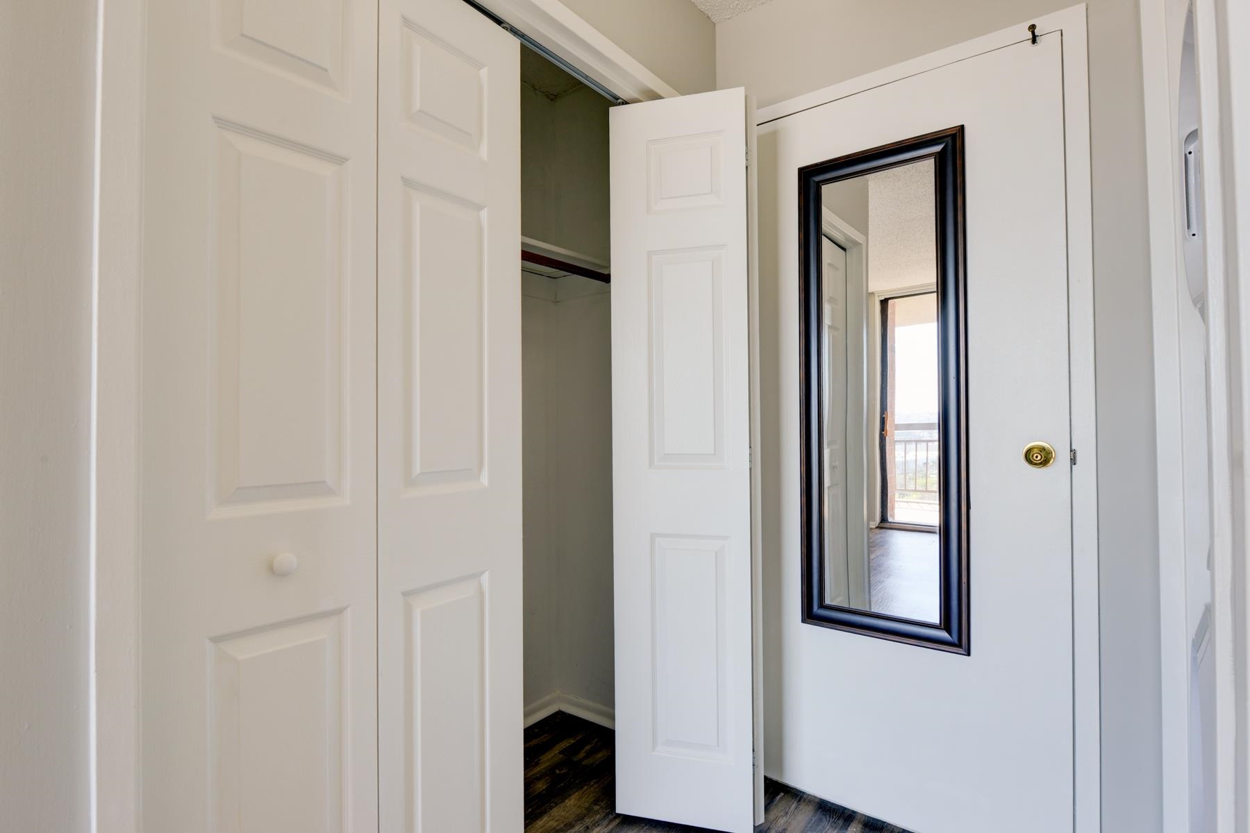 1011 Harmon Cove Tower #1011, Secaucus, New Jersey image 18