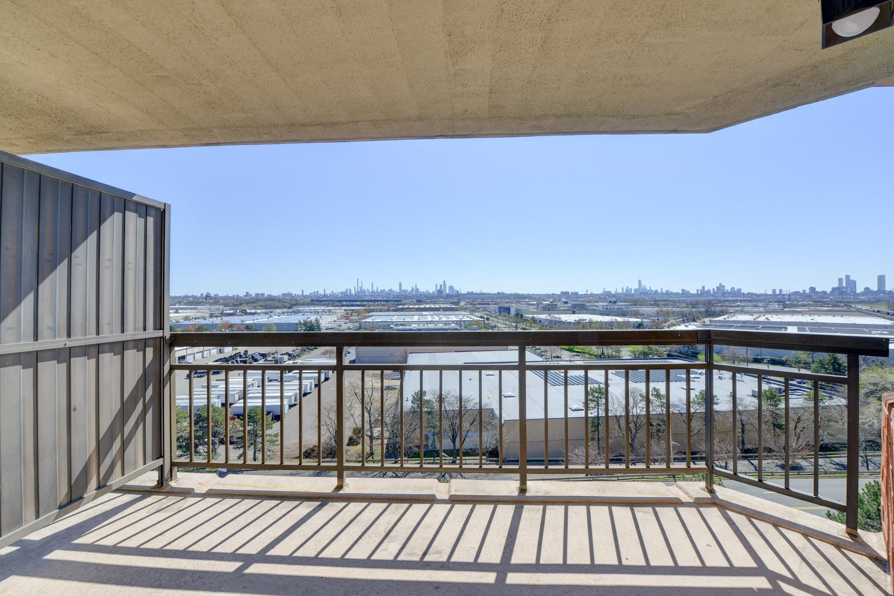 1011 Harmon Cove Tower #1011, Secaucus, New Jersey image 13