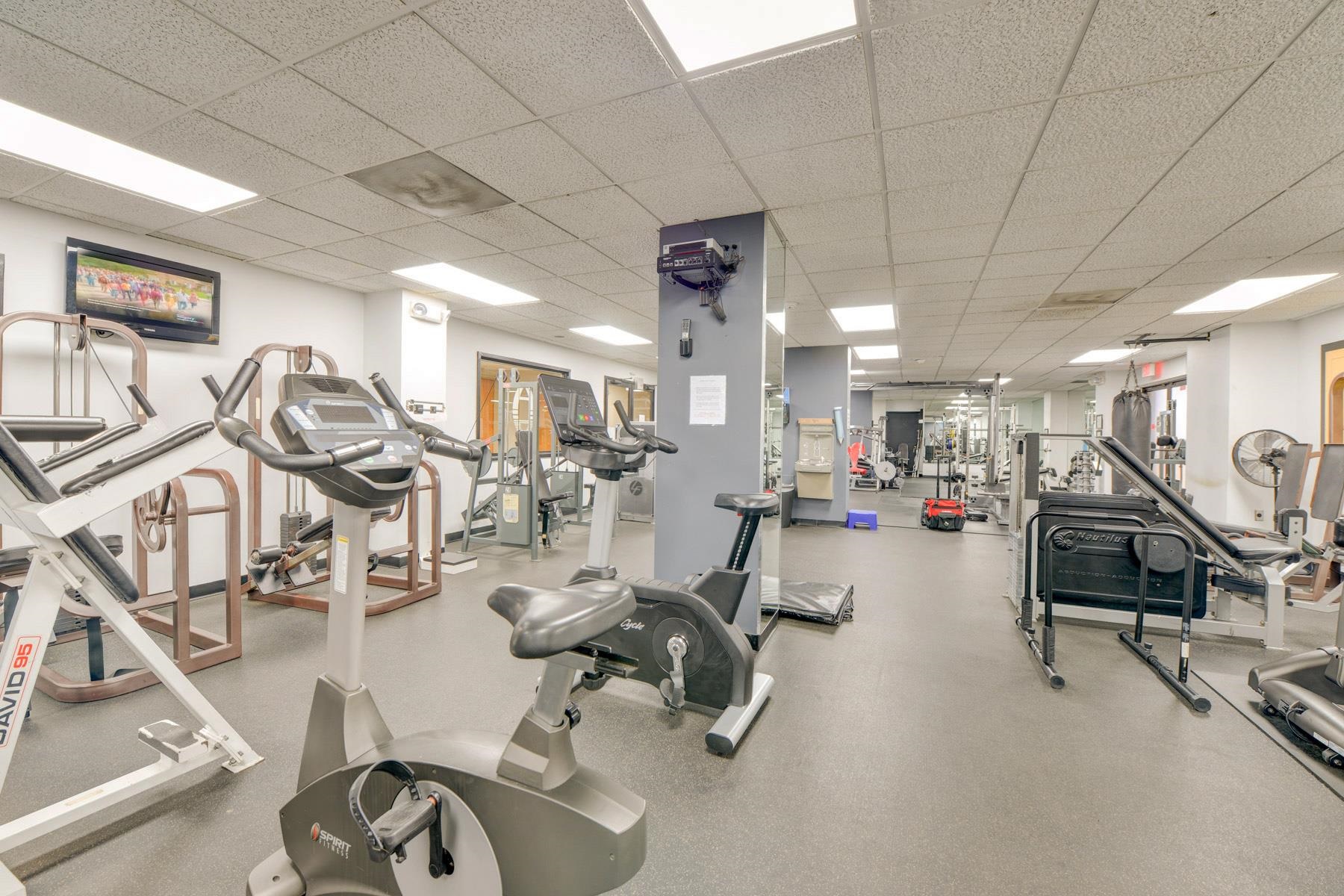 1011 Harmon Cove Tower #1011, Secaucus, New Jersey image 37