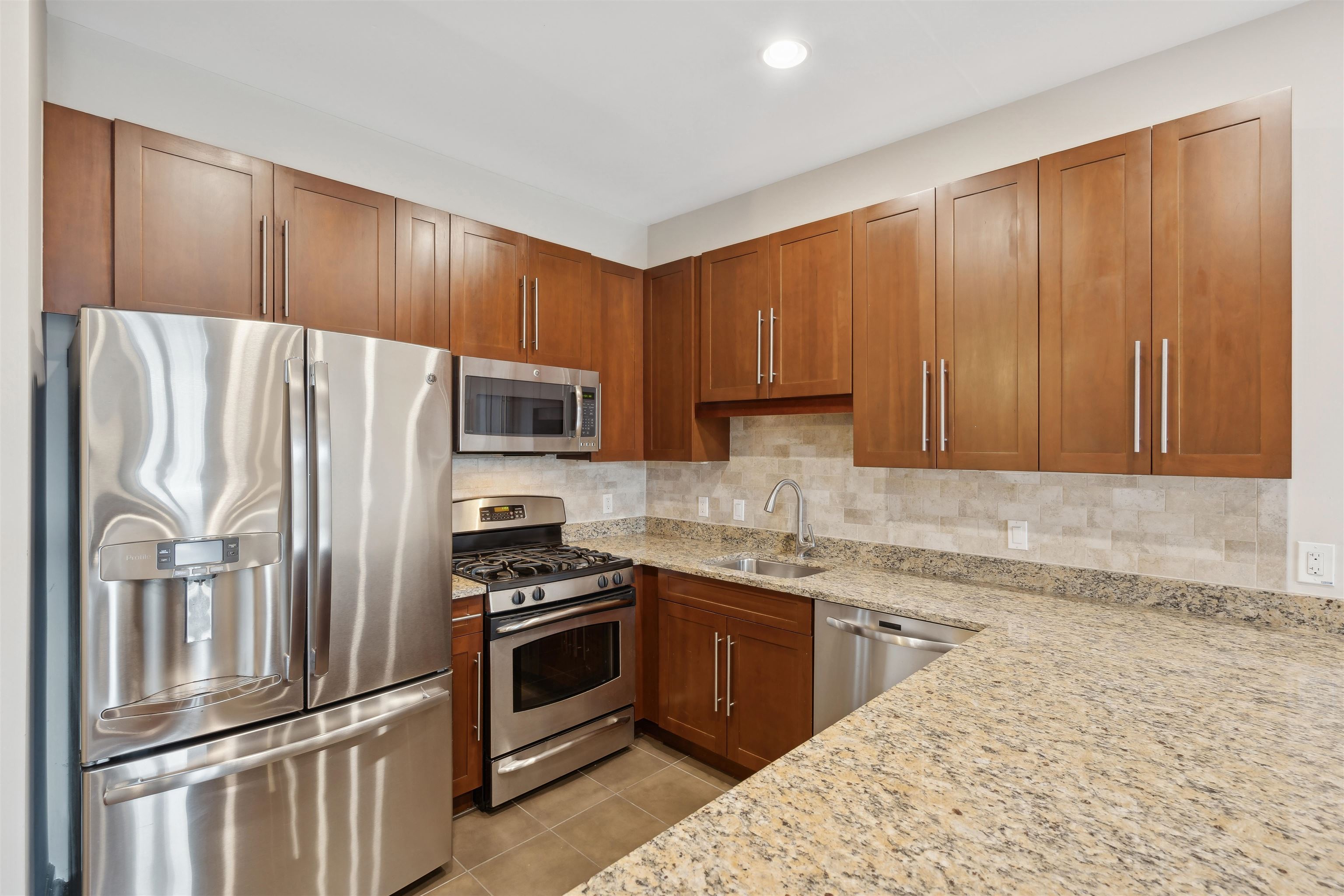 1100 Adams St #308, Hoboken, New Jersey image 7