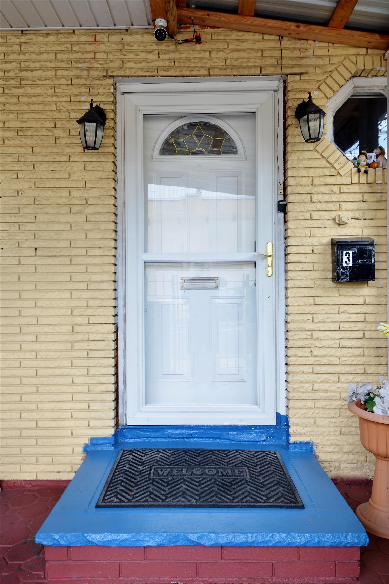 121 GARFIELD AVE 3 - Photo 2
