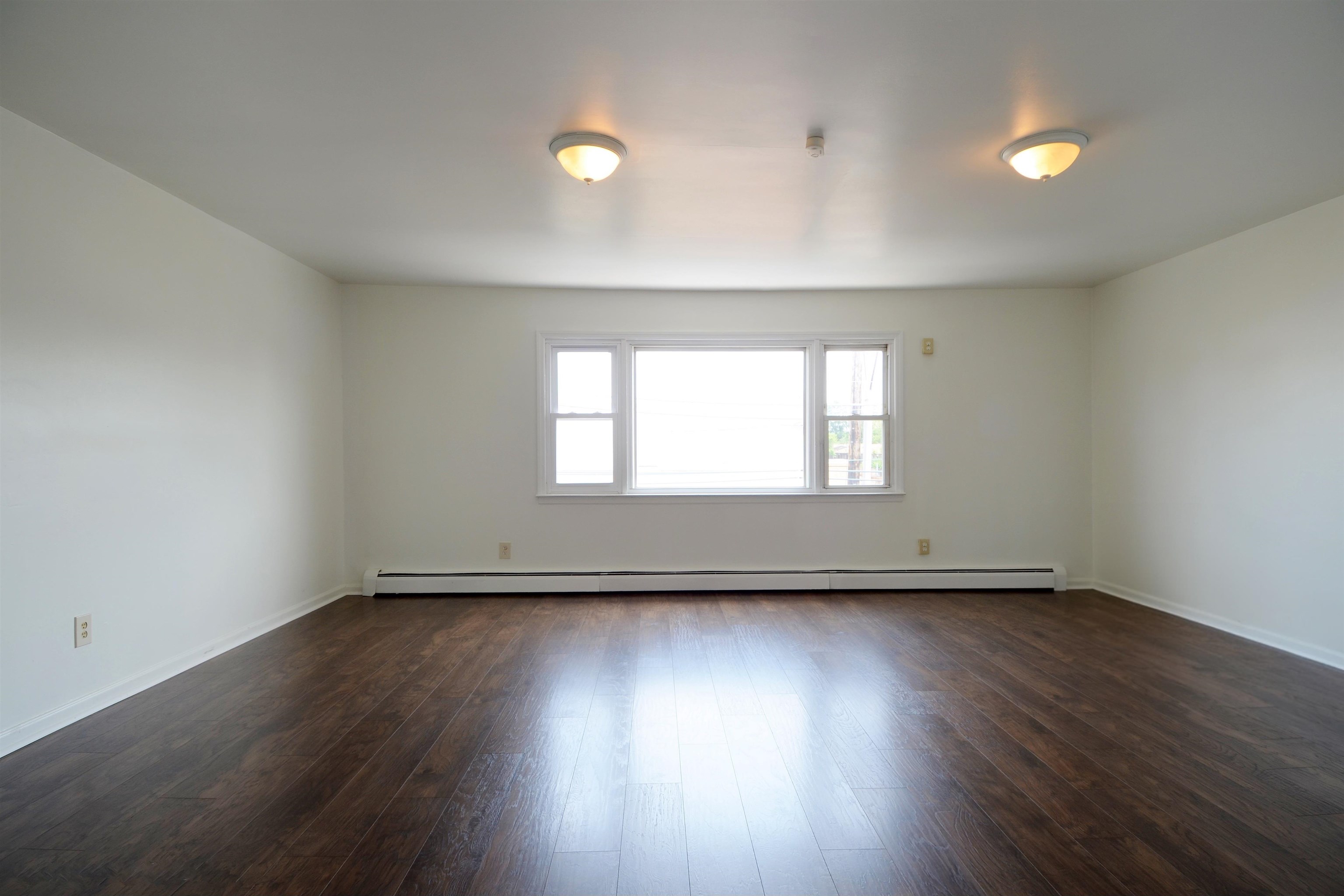 121 GARFIELD AVE 3 - Photo 3