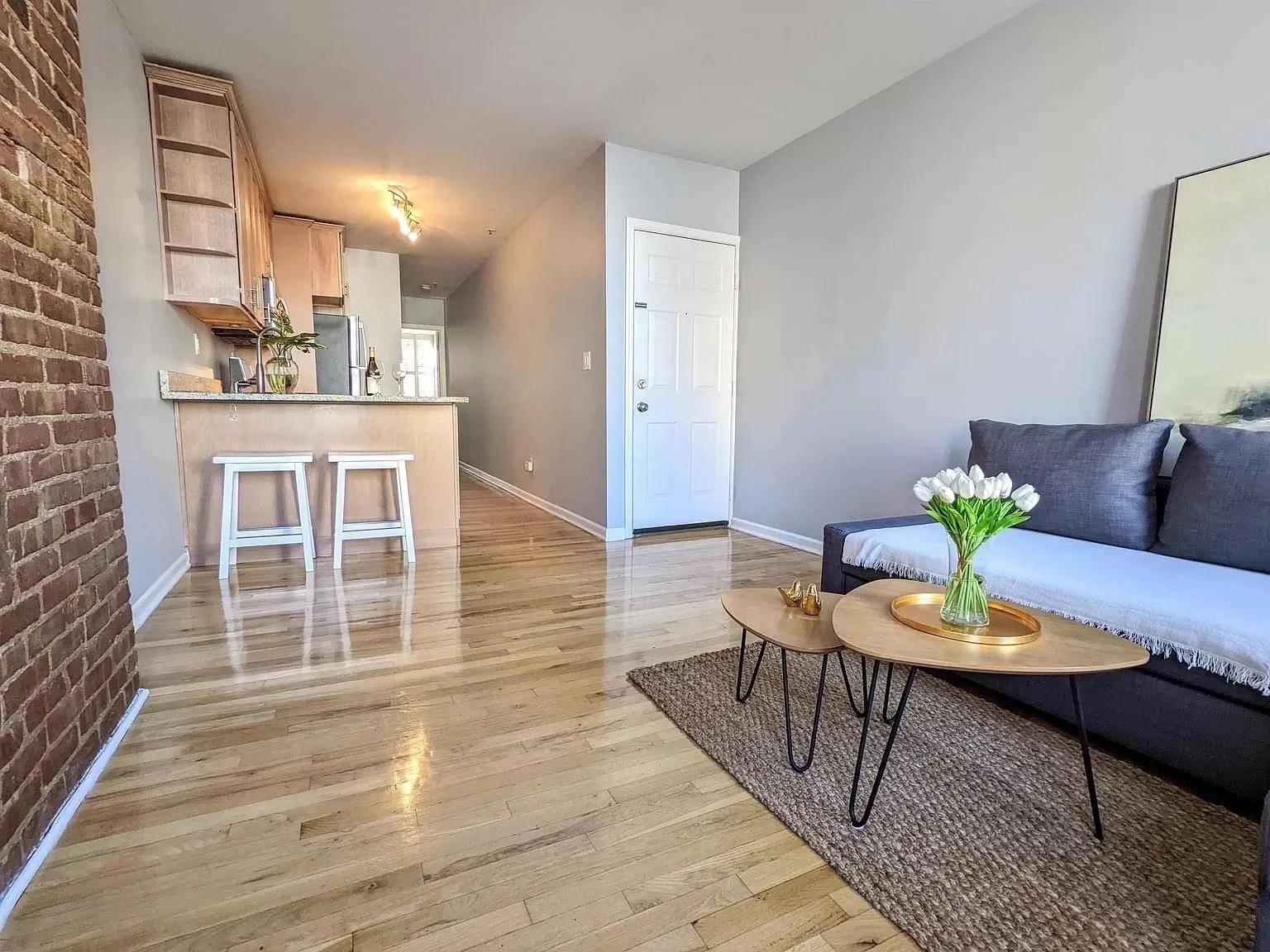 124 Madison St #3L, Hoboken, New Jersey image 3
