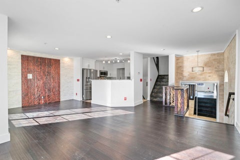 Townhouse For Sale - 11 Bayside Dr #11<br/> Bayonne, NJ 07002