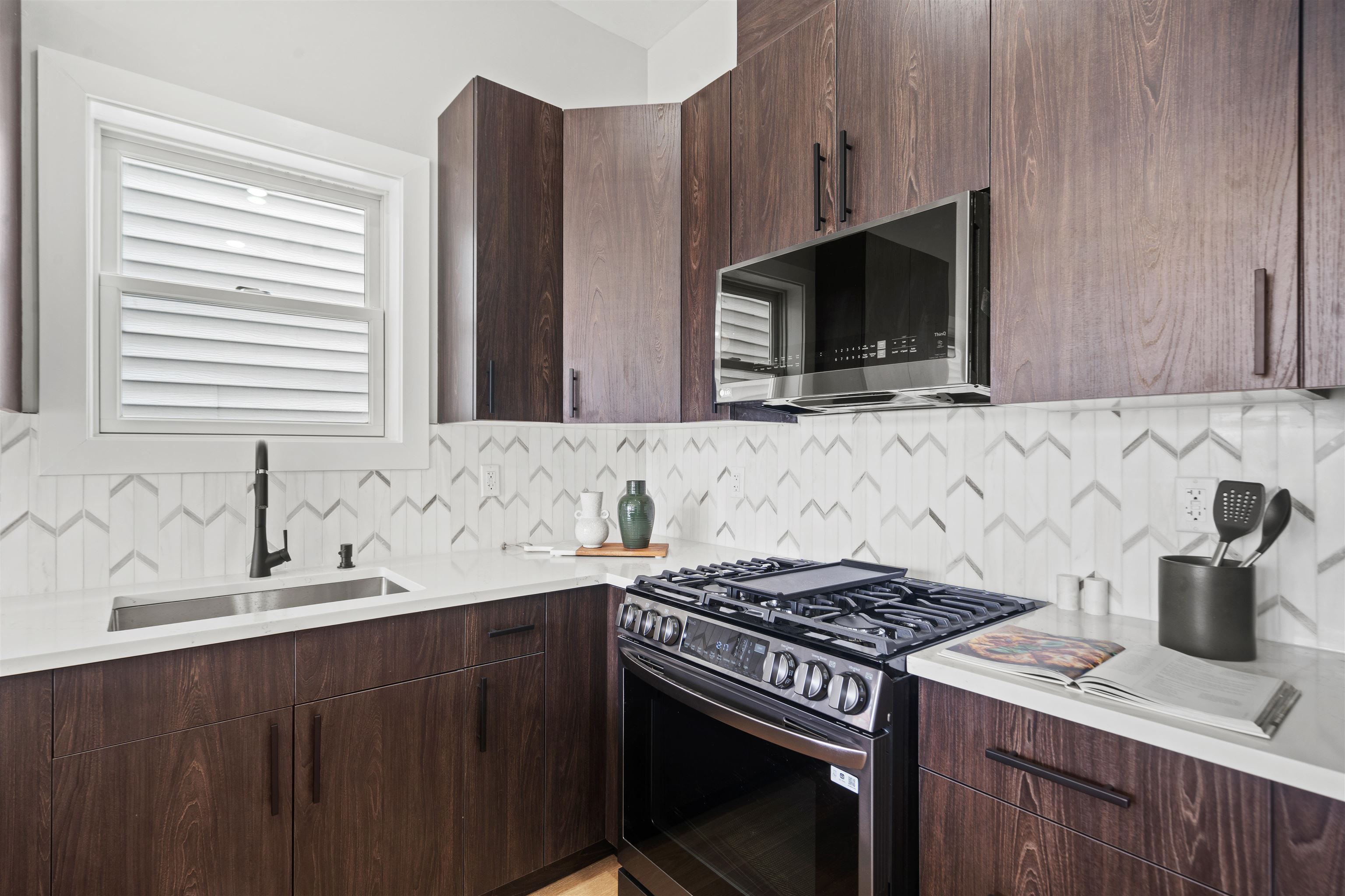 28 Cambridge Ave #1, Jersey City, New Jersey image 3