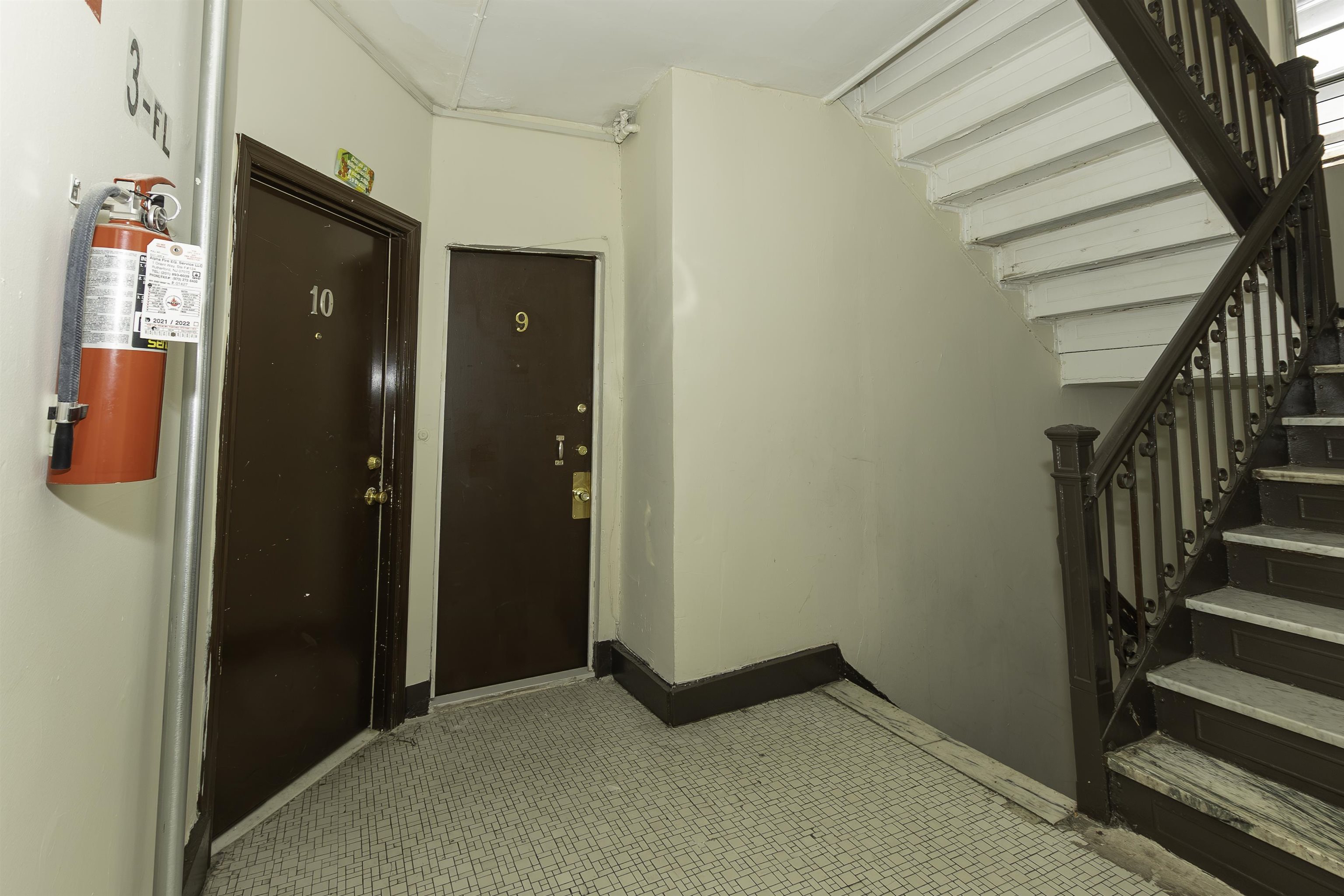 5600 Hudson Ave #9, West New York, New Jersey image 7