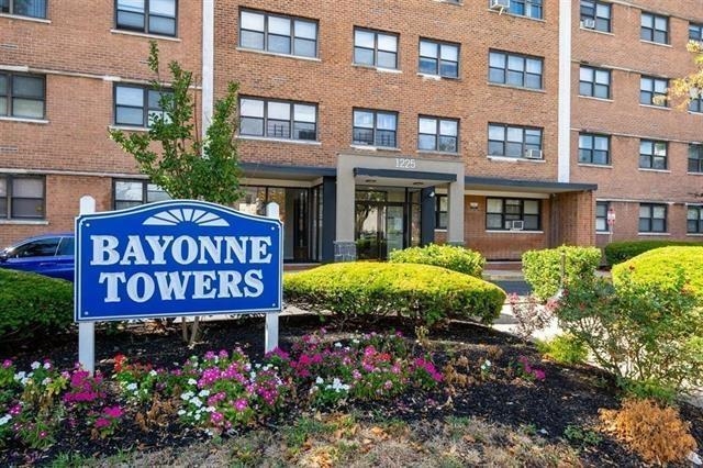 1225 Kennedy Blvd #6K, Bayonne, New Jersey image 15