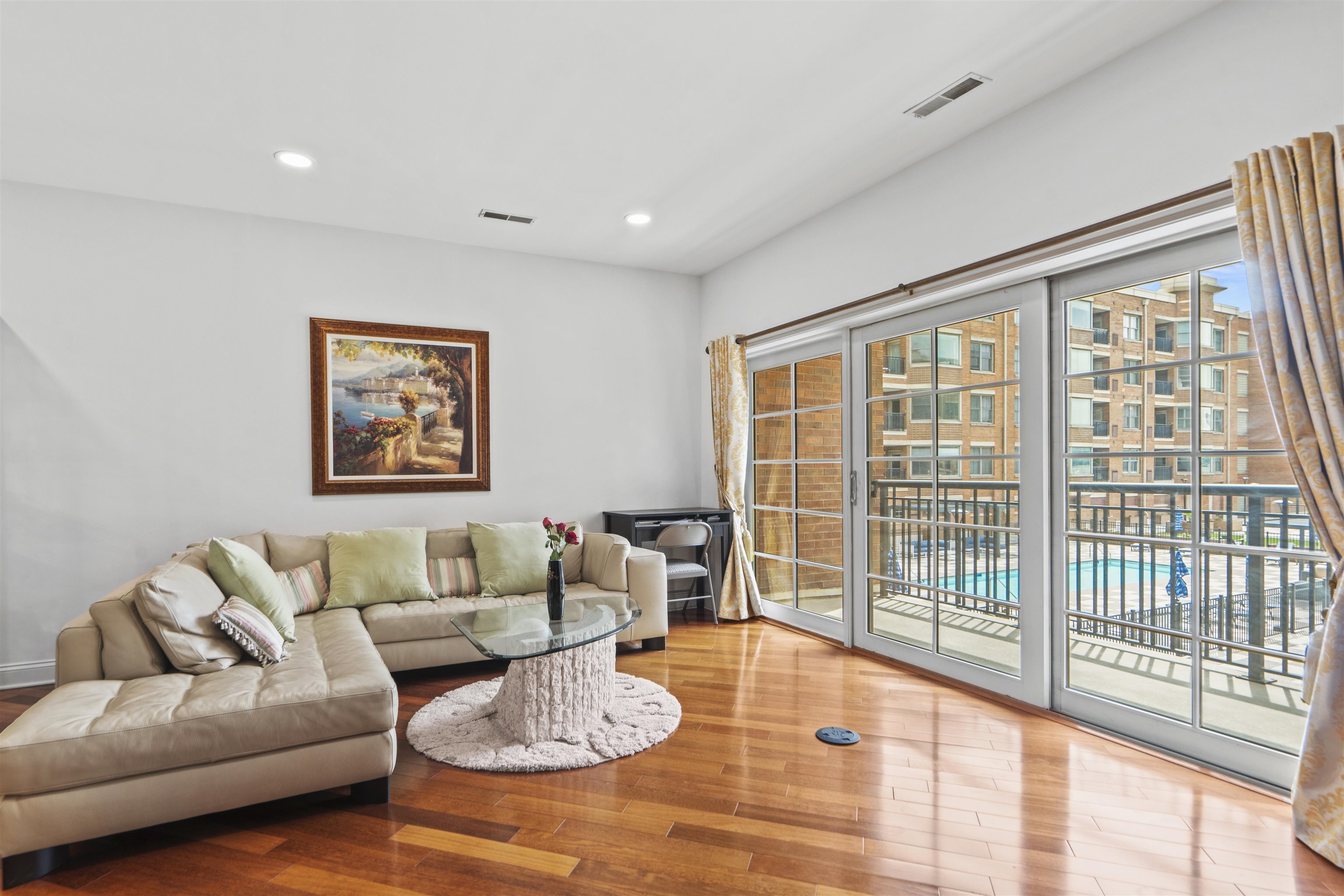 22 Avenue At Port Imperial #221, West New York, New Jersey image 13
